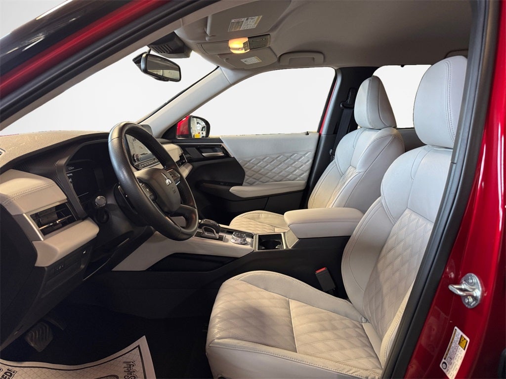 2024 Mitsubishi Outlander SEL