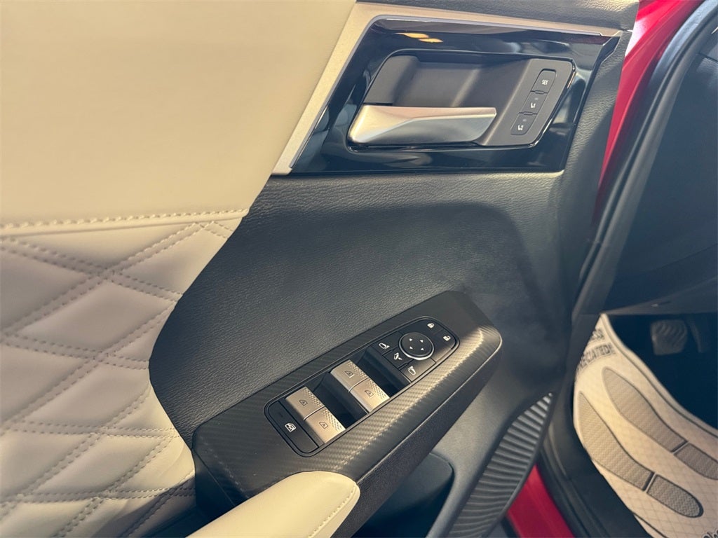 2024 Mitsubishi Outlander SEL