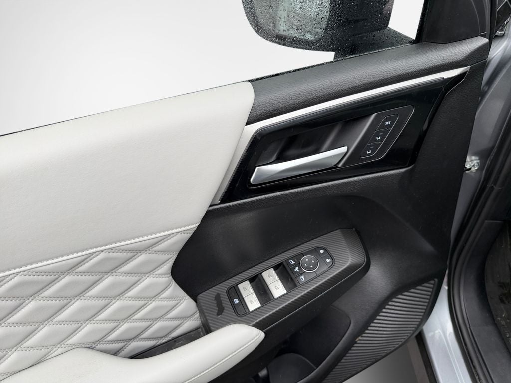 2024 Mitsubishi Outlander SEL