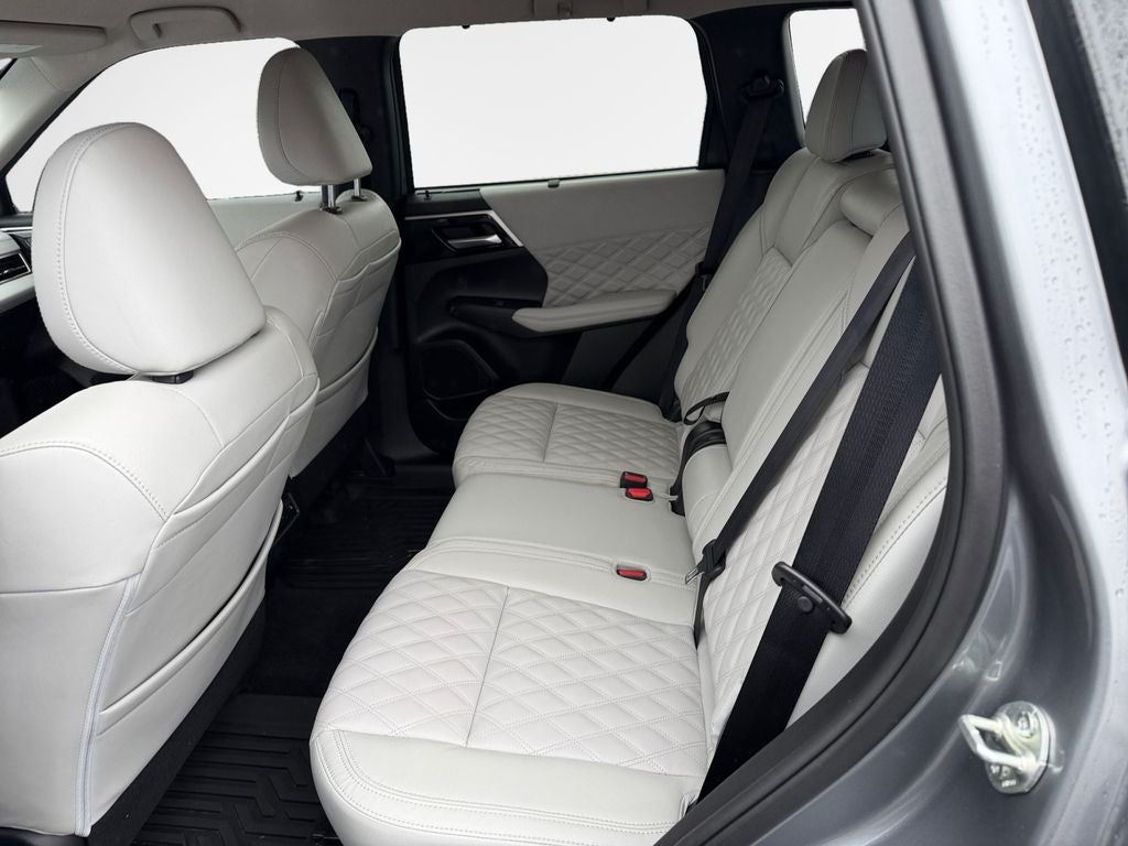 2024 Mitsubishi Outlander SEL