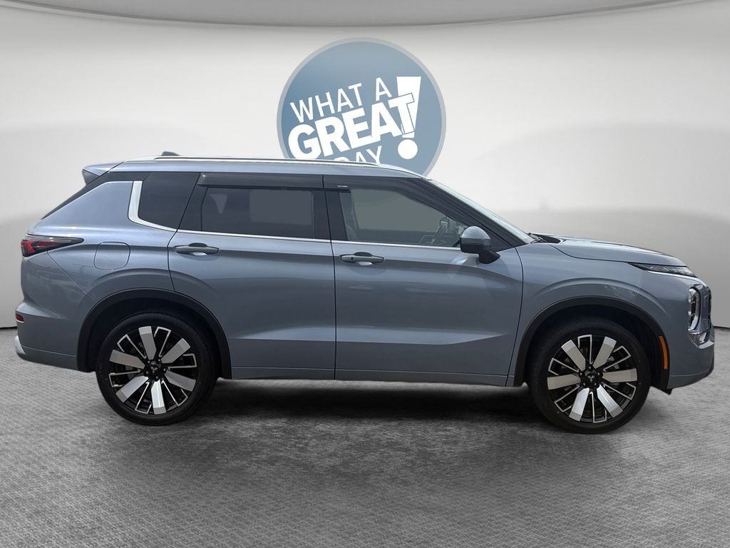 2025 Mitsubishi Outlander SEL
