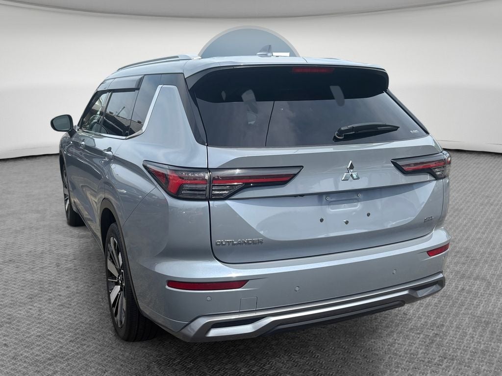 2025 Mitsubishi Outlander SEL