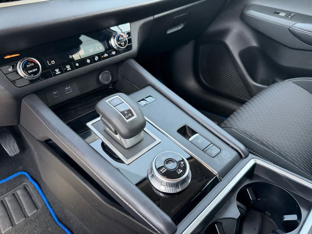 2025 Mitsubishi Outlander PHEV ES