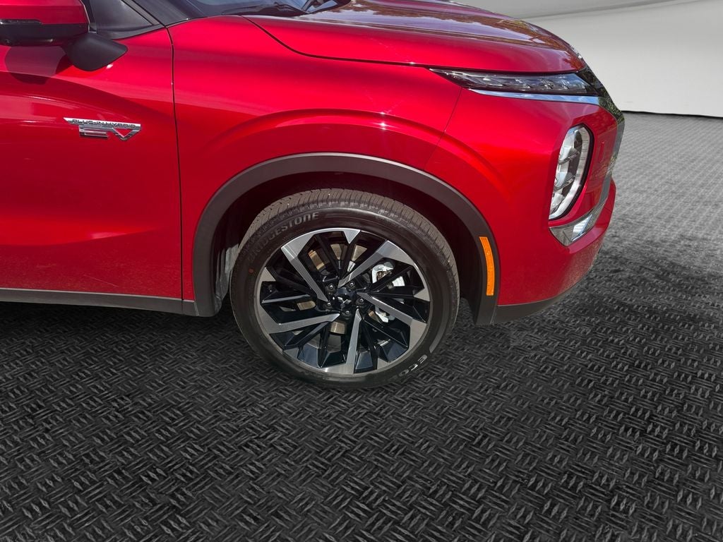 2025 Mitsubishi Outlander PHEV SE