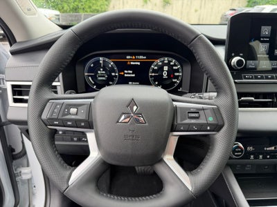 2025 Mitsubishi Outlander PHEV SE