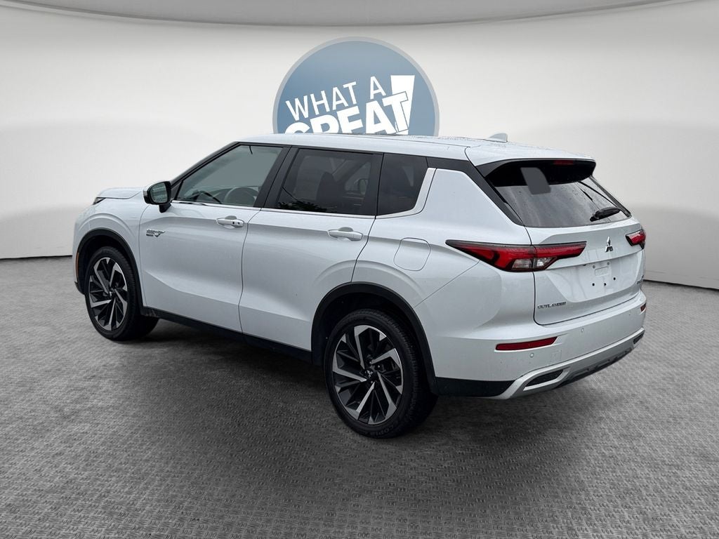 2025 Mitsubishi Outlander PHEV SE