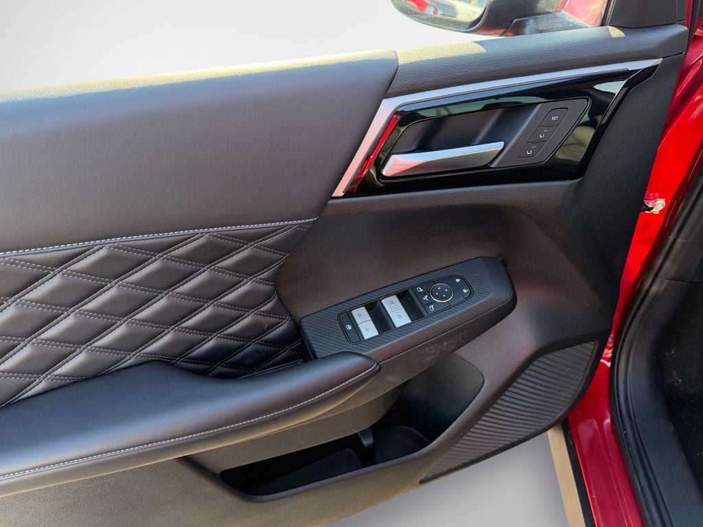 2023 Mitsubishi Outlander PHEV SEL