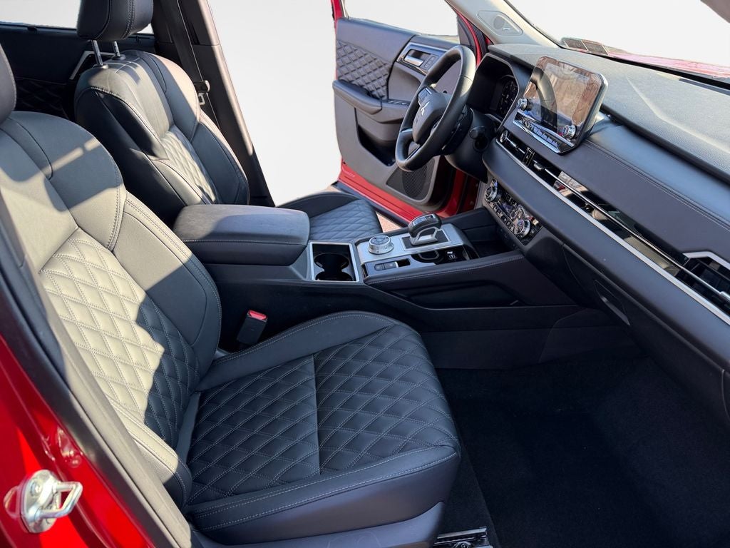 2023 Mitsubishi Outlander PHEV SEL