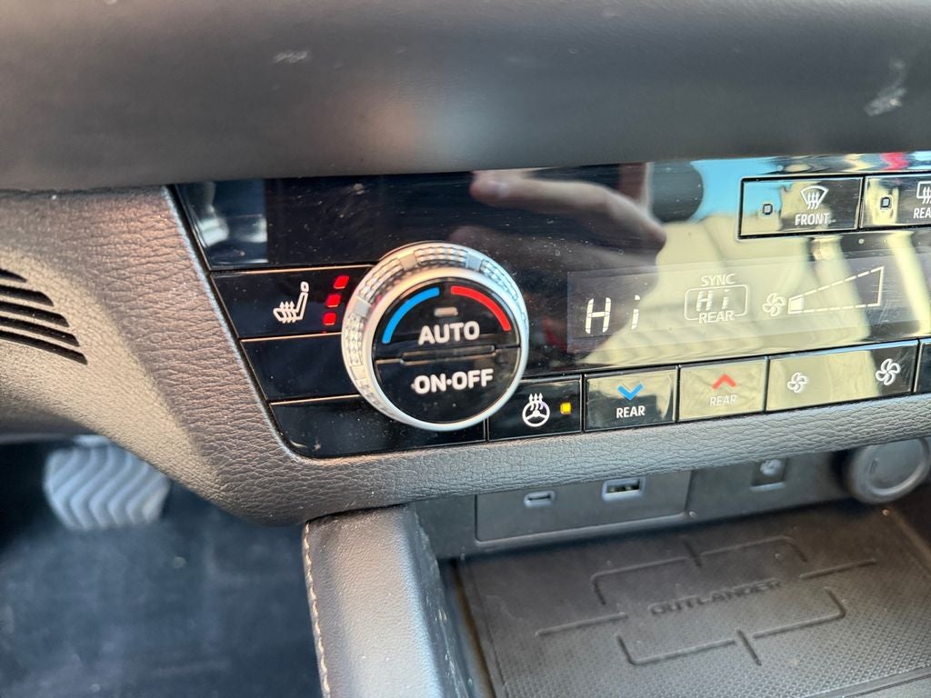 2023 Mitsubishi Outlander PHEV SEL