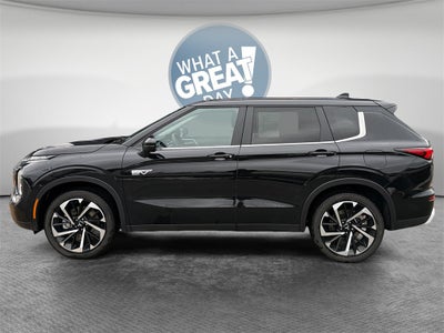 2025 Mitsubishi Outlander PHEV SE