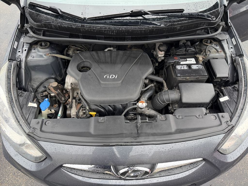 2012 Hyundai Accent GLS