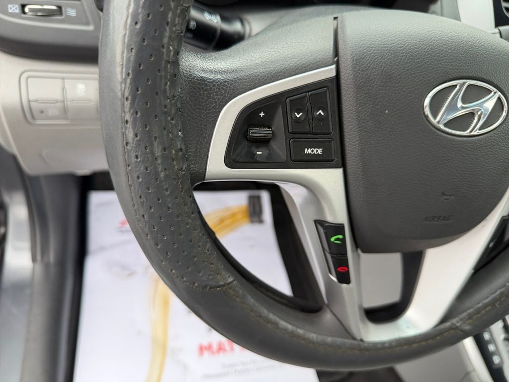 2012 Hyundai Accent GLS