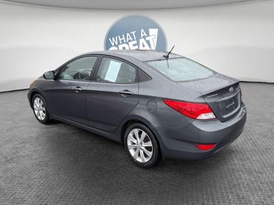 2012 Hyundai Accent GLS