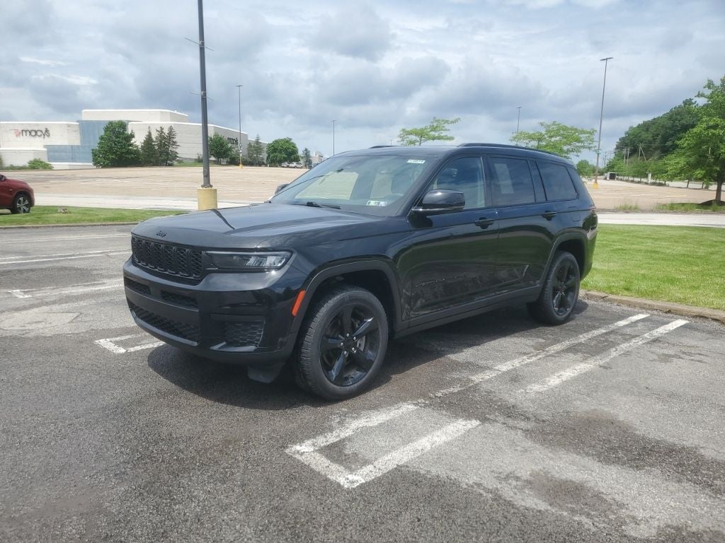 2023 Jeep Grand Cherokee L Altitude