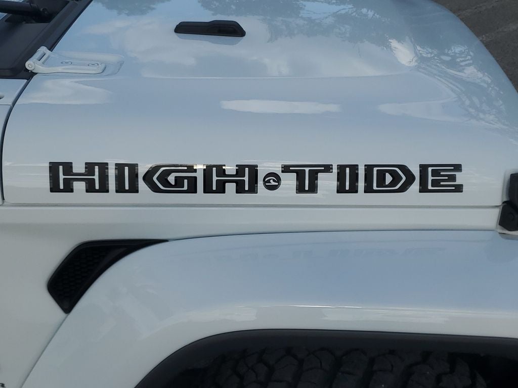 2025 Jeep Gladiator High Tide