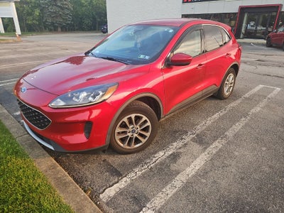 2020 Ford Escape SE