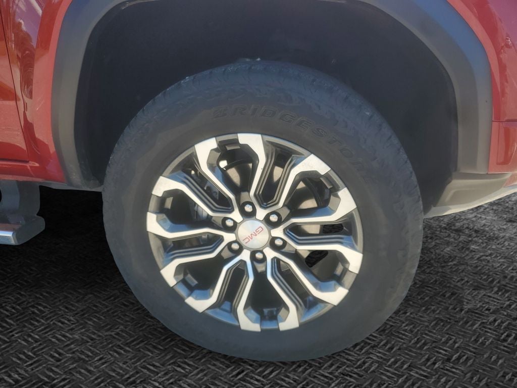 2024 GMC Canyon Denali