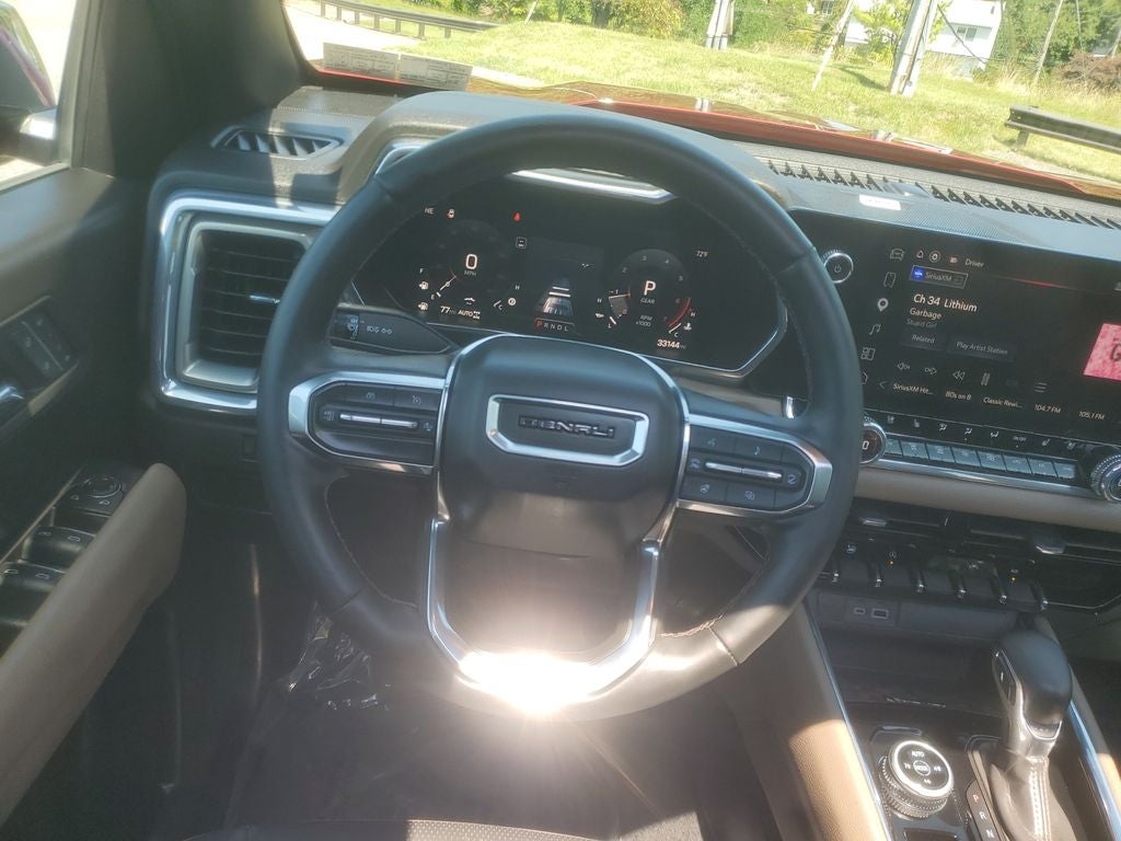 2024 GMC Canyon Denali