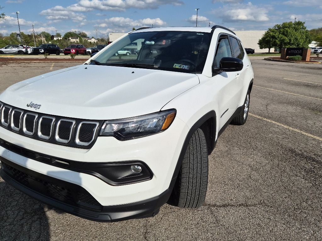 2022 Jeep Compass Latitude Lux
