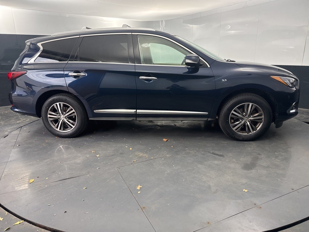 2017 INFINITI QX60 Base