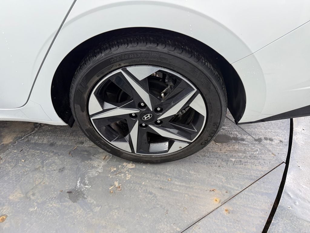 2021 Hyundai Elantra Limited