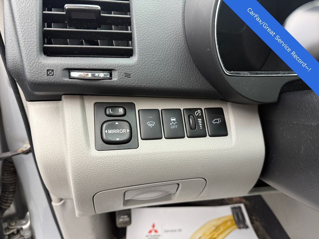 2012 Toyota Highlander SE