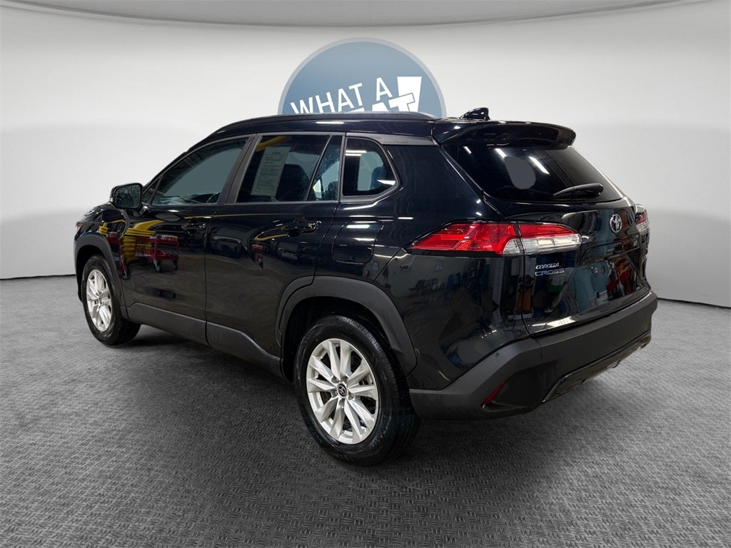 2022 Toyota Corolla Cross LE