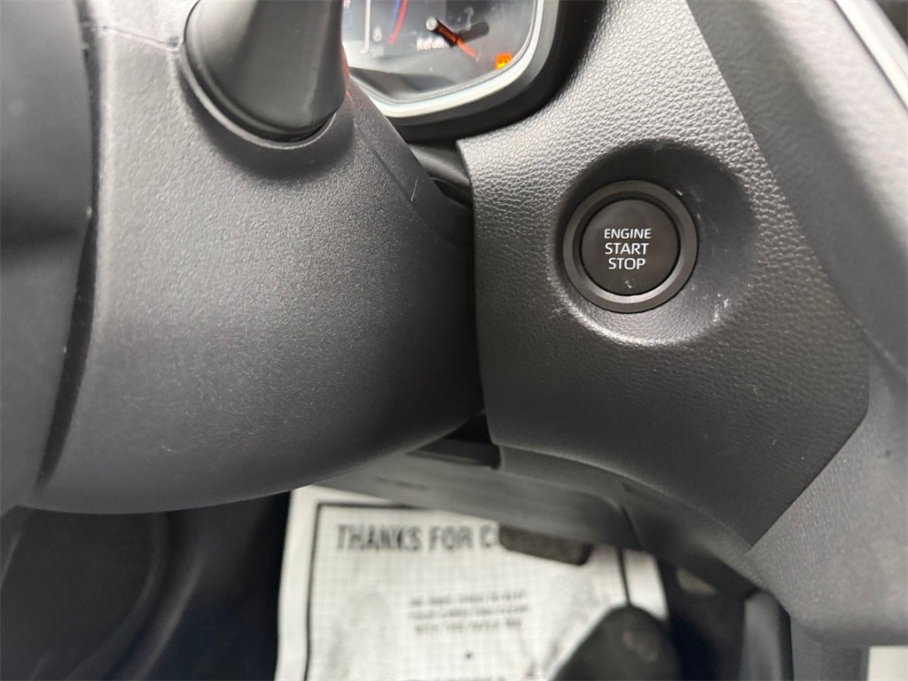 2025 Toyota Corolla Cross XLE