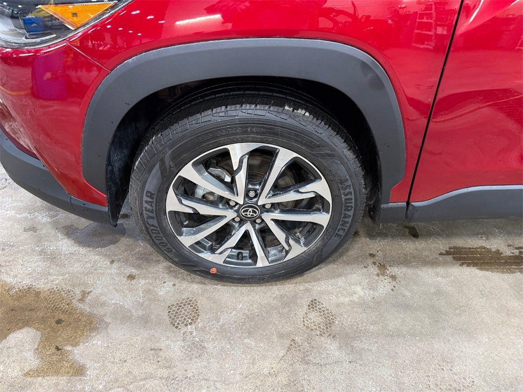 2025 Toyota Corolla Cross XLE