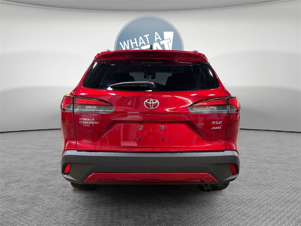 2025 Toyota Corolla Cross XLE