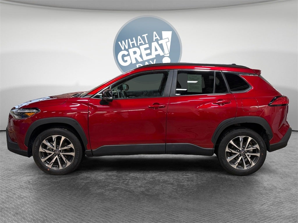 2025 Toyota Corolla Cross XLE