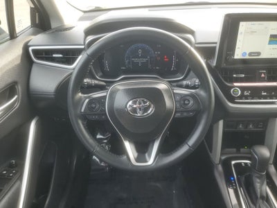 2025 Toyota Corolla Cross XLE