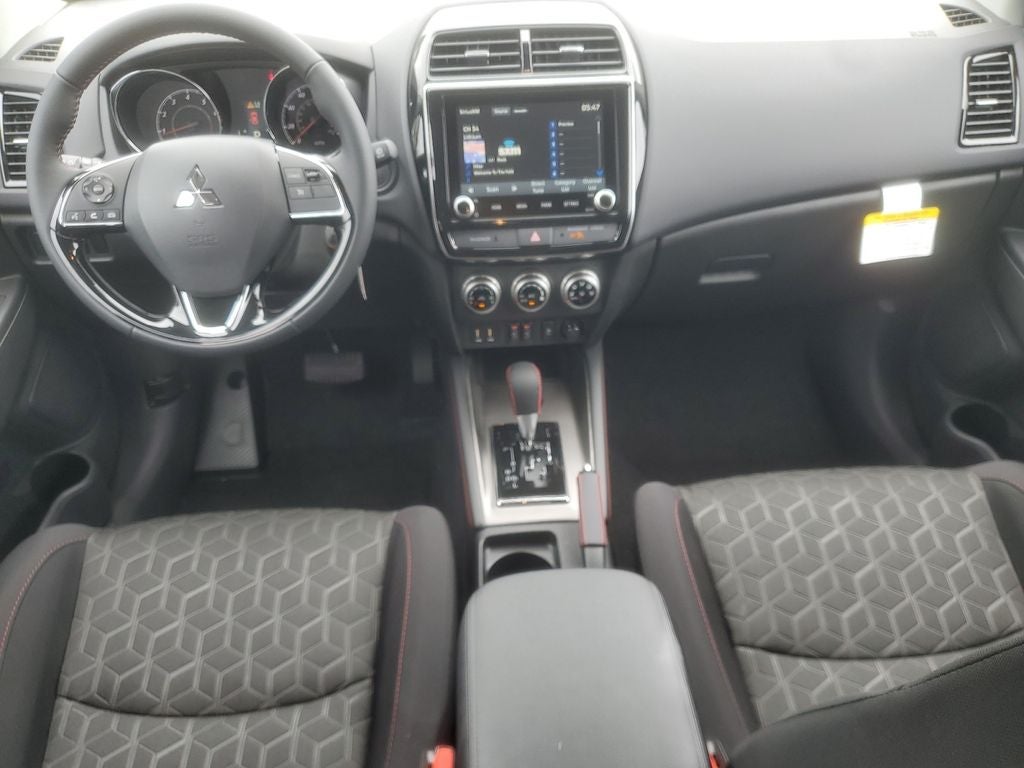 2026 Mitsubishi Outlander Sport 2.0 LE