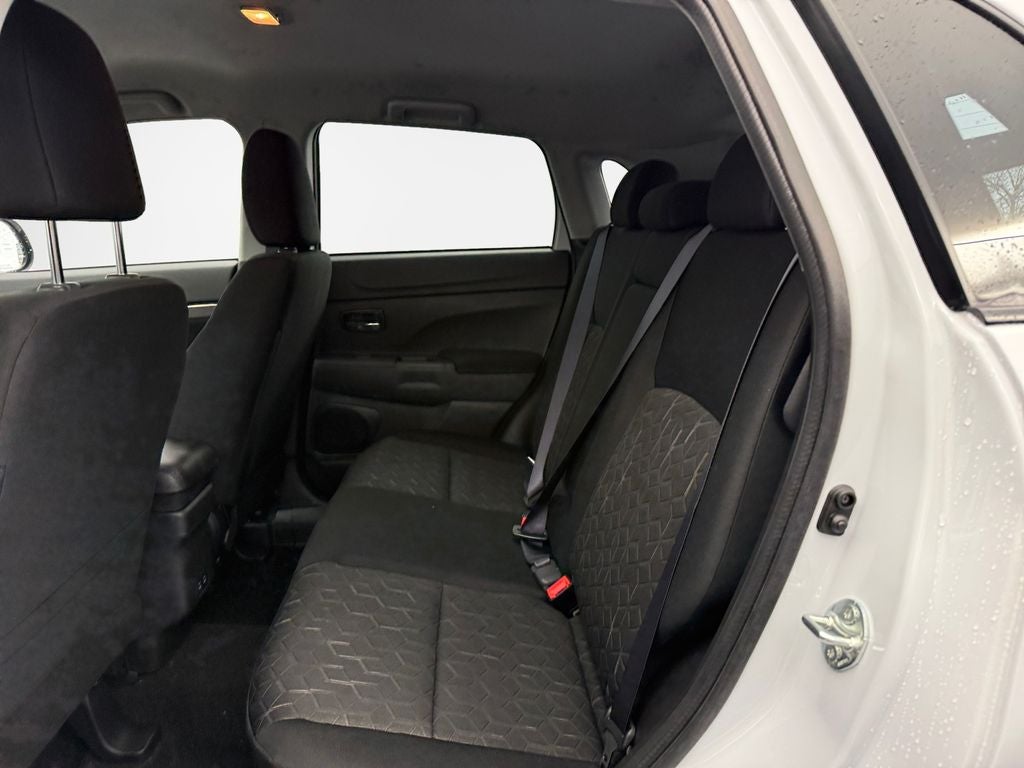 2026 Mitsubishi Outlander Sport 2.0 LE