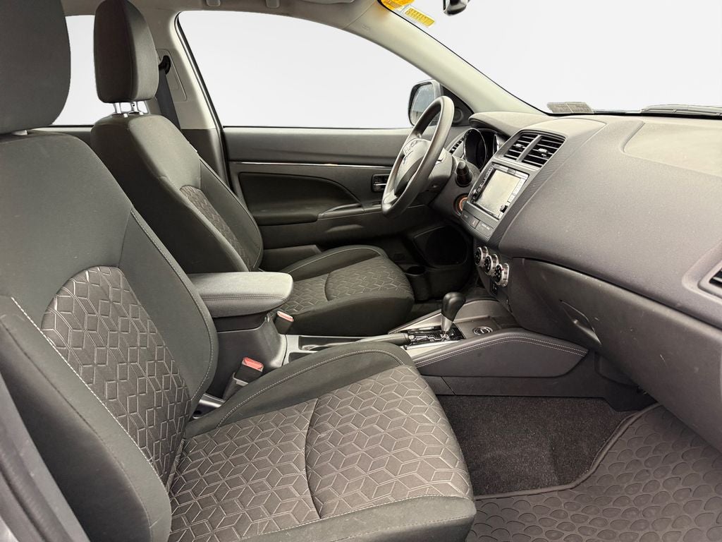 2024 Mitsubishi Outlander Sport 2.0 ES