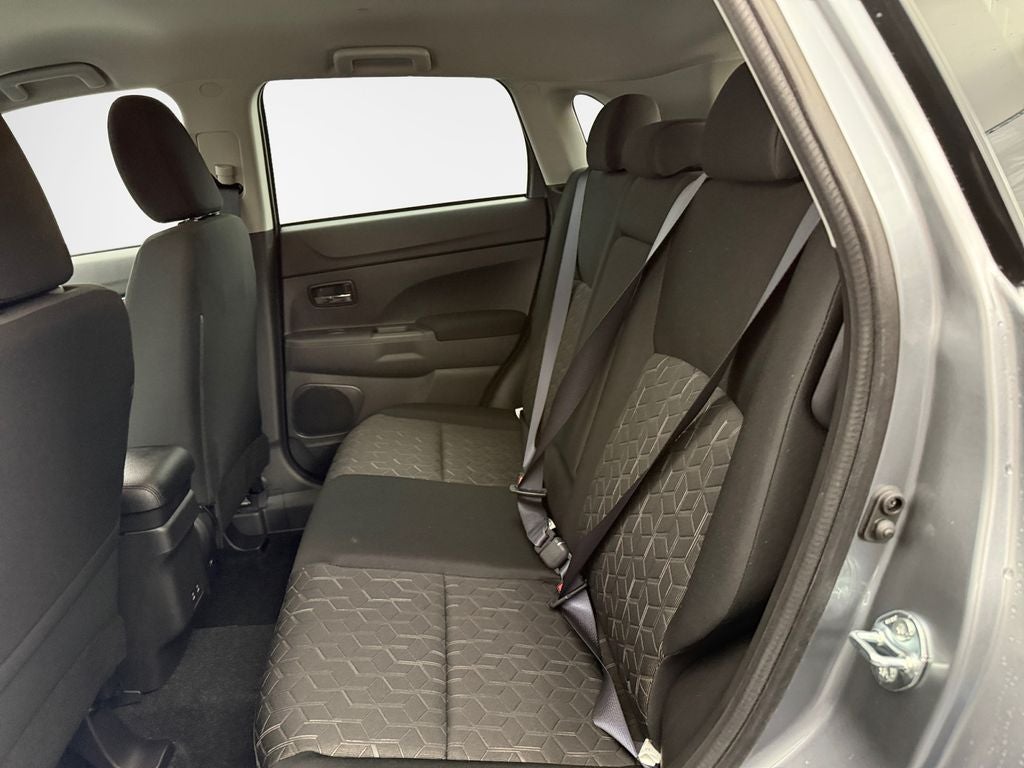 2026 Mitsubishi Outlander Sport 2.0 LE