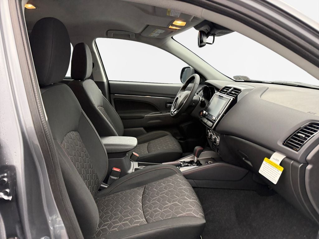 2026 Mitsubishi Outlander Sport 2.0 LE