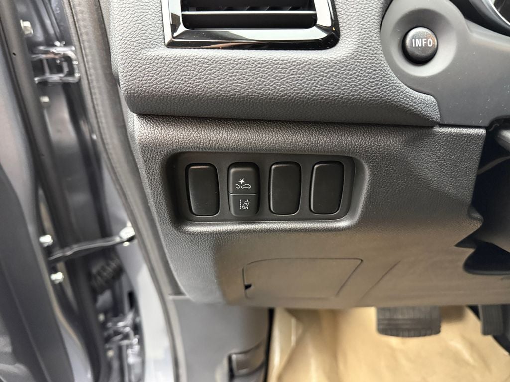 2026 Mitsubishi Outlander Sport 2.0 LE