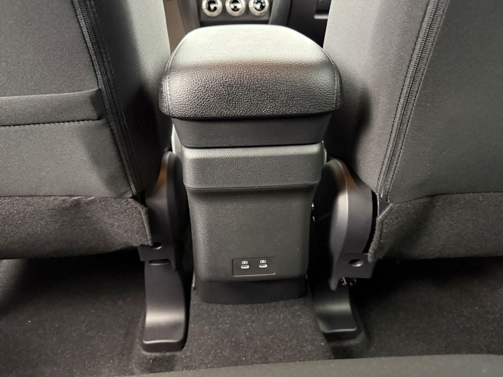 2026 Mitsubishi Outlander Sport 2.0 LE