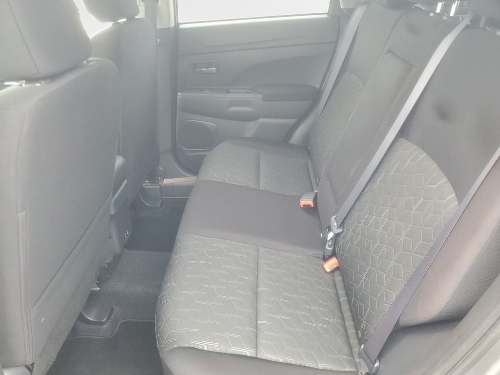 2025 Mitsubishi Outlander Sport 2.0 LE