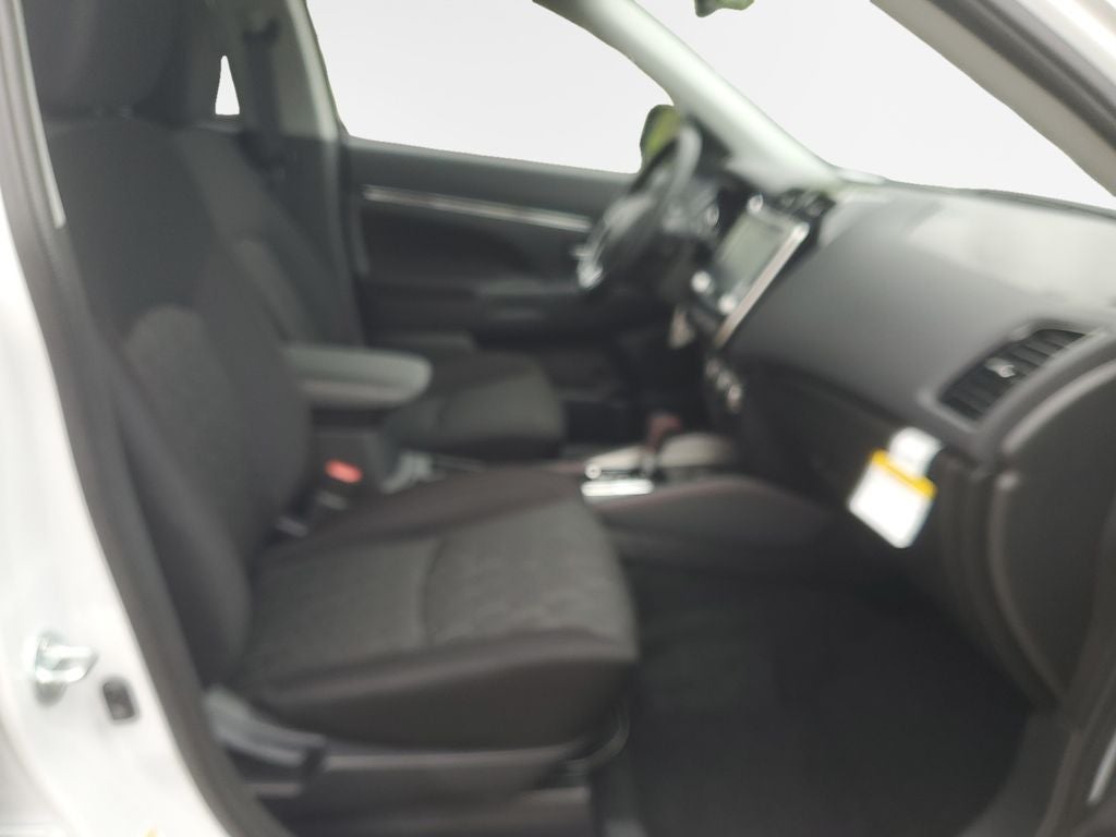 2026 Mitsubishi Outlander Sport 2.0 LE