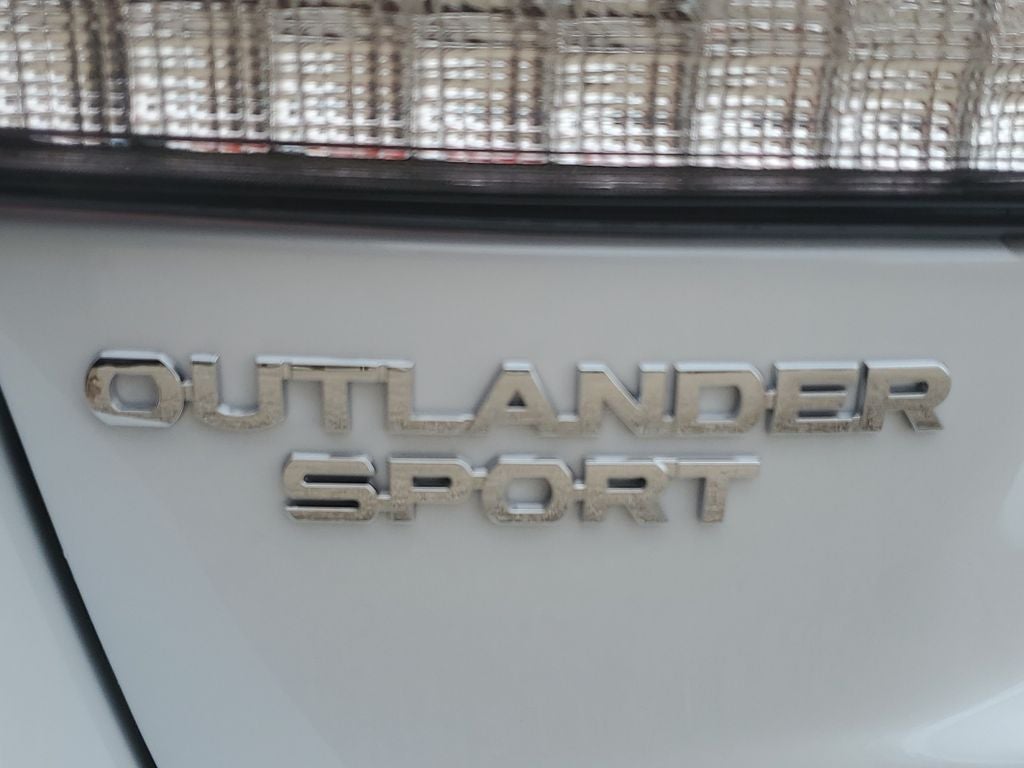 2026 Mitsubishi Outlander Sport 2.0 LE