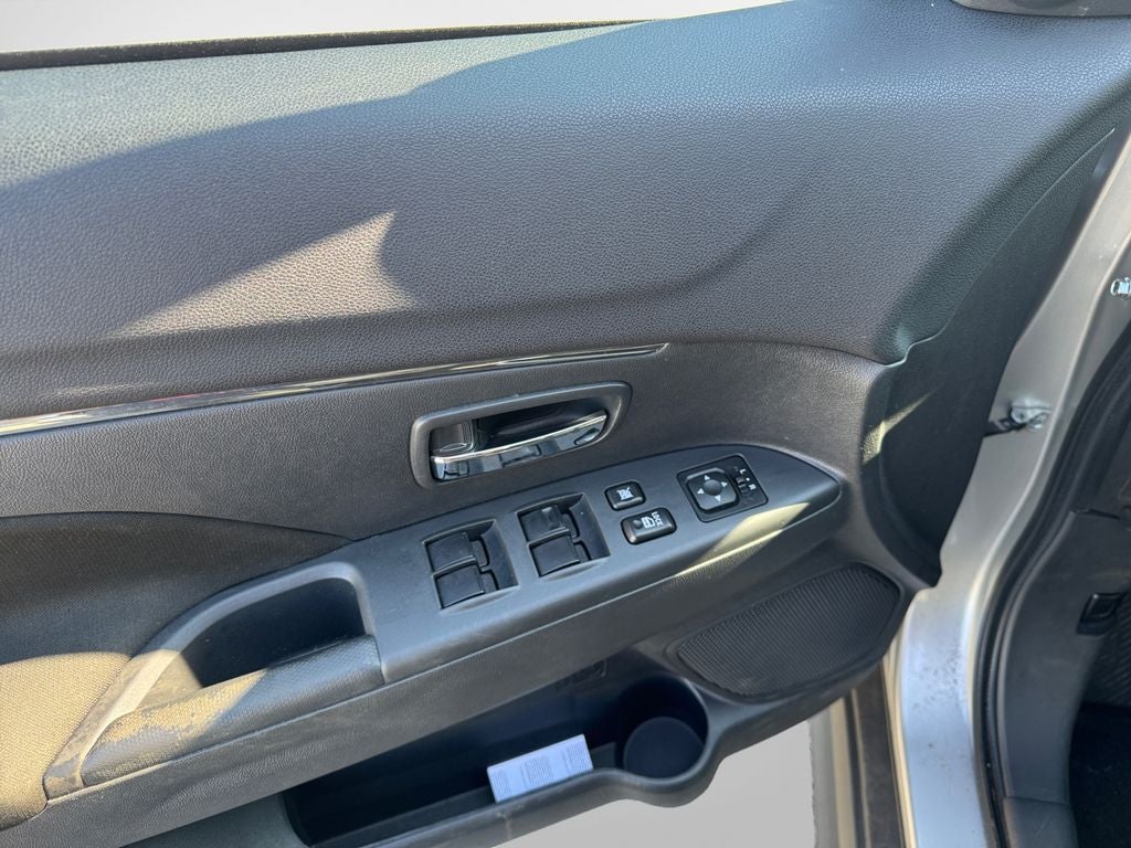 2023 Mitsubishi Outlander Sport Base
