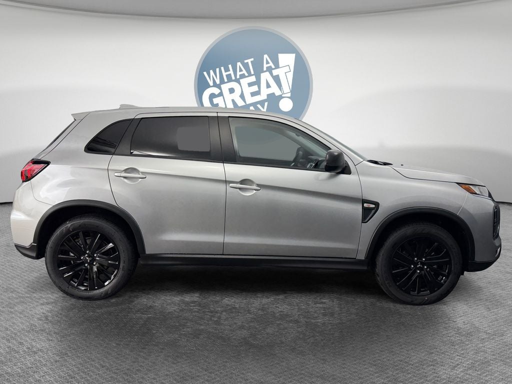 2026 Mitsubishi Outlander Sport 2.0 LE