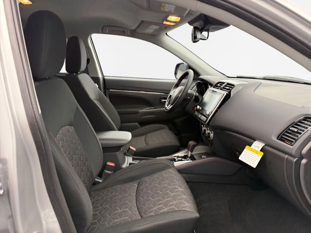 2026 Mitsubishi Outlander Sport 2.0 LE