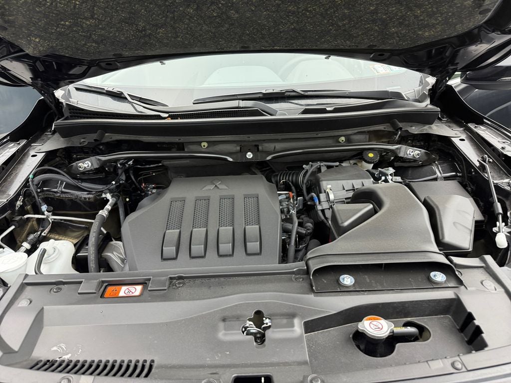 2025 Mitsubishi Eclipse Cross ES