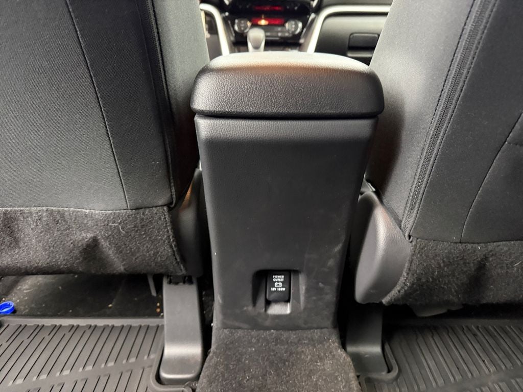 2025 Mitsubishi Eclipse Cross ES