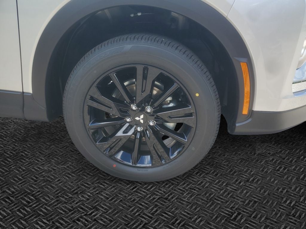 2026 Mitsubishi Eclipse Cross LE