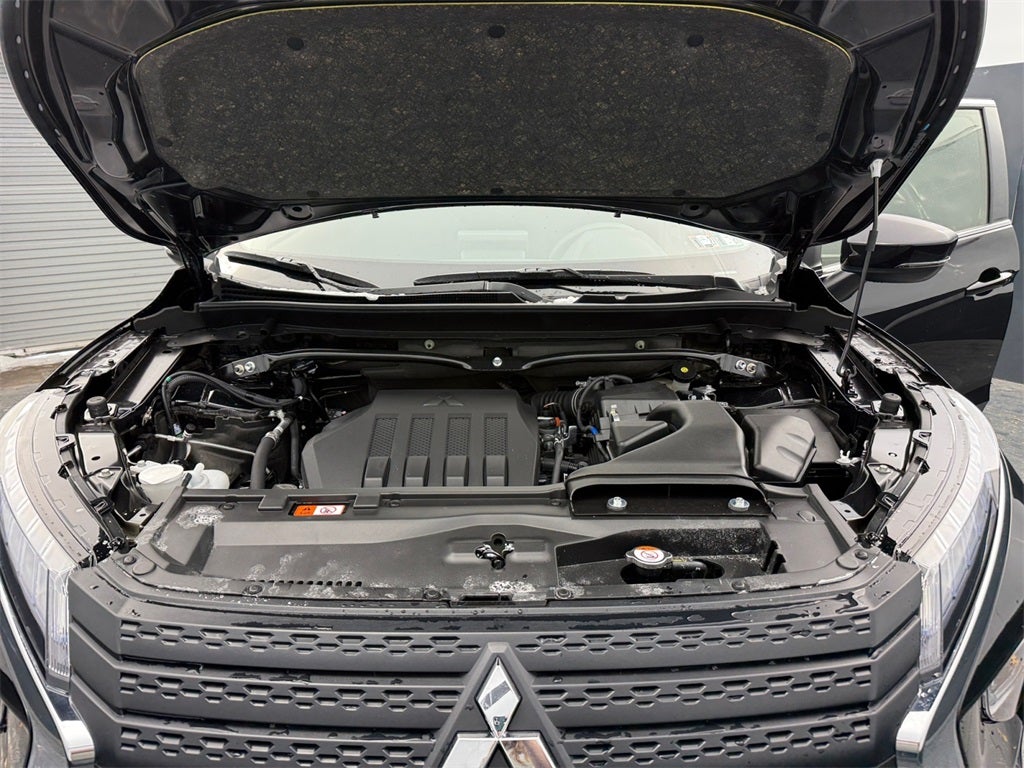 2026 Mitsubishi Eclipse Cross LE