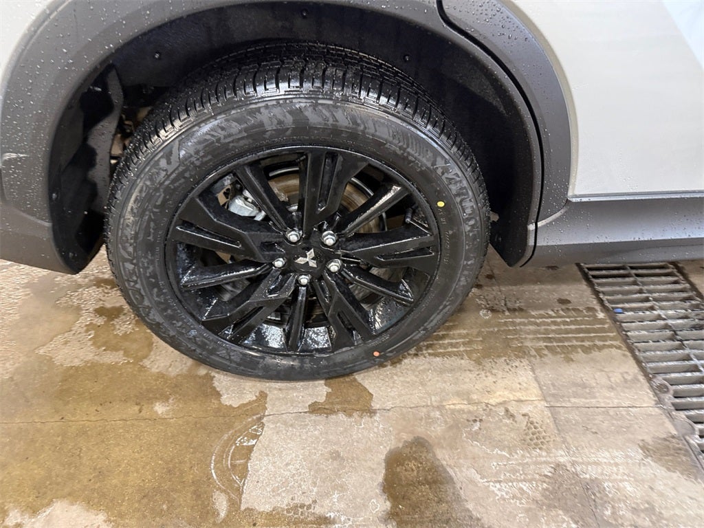 2026 Mitsubishi Eclipse Cross LE